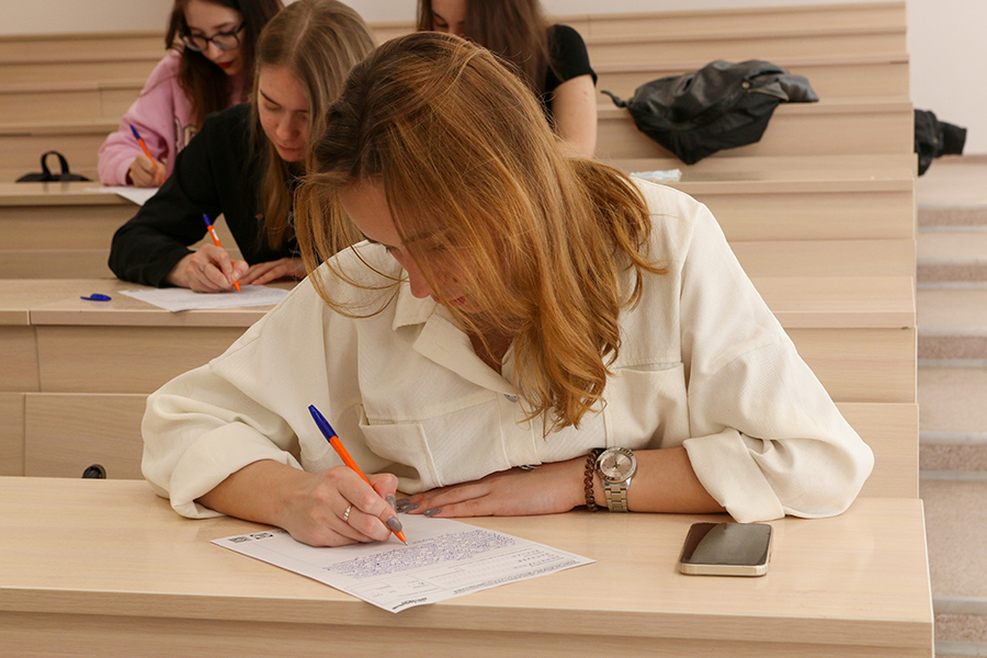 skfu-prisoedinilsya-k-totalnomu-diktantu-ncfu-ru-02.JPG
